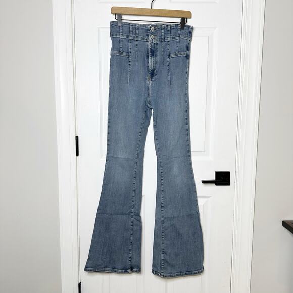 We The Free FP Jayde High Rise Flare Leg Jeans Womens Size 30 Light Wash - Picture 2 of 8